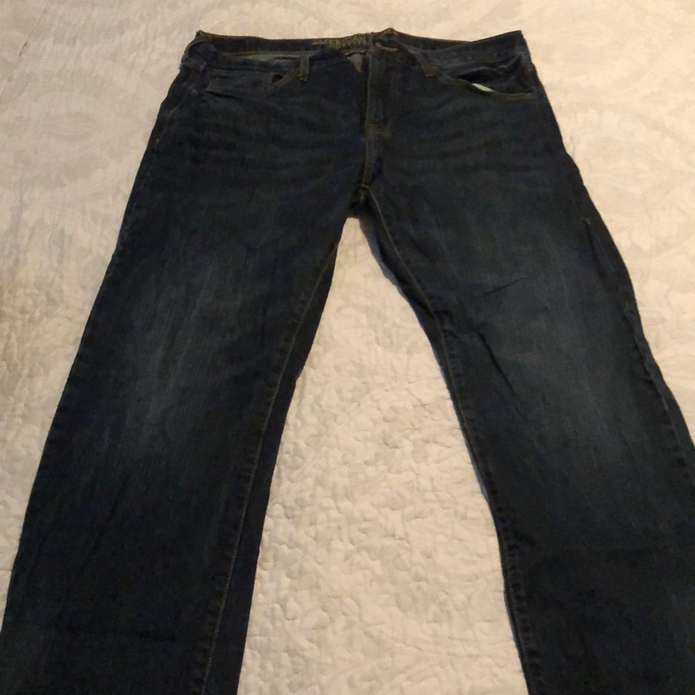 Means American eagle jeans